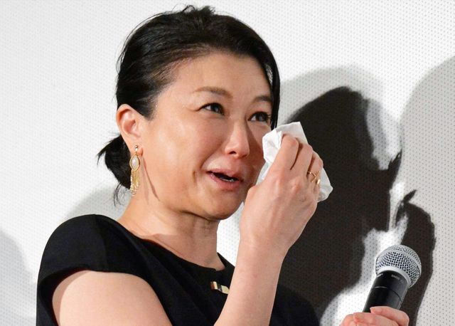 妻夫木聡＆蒼井優が爆笑！『妻よ薔薇のように　家族はつらいよIII』初日舞台あいさつ【全19枚】（18枚目）