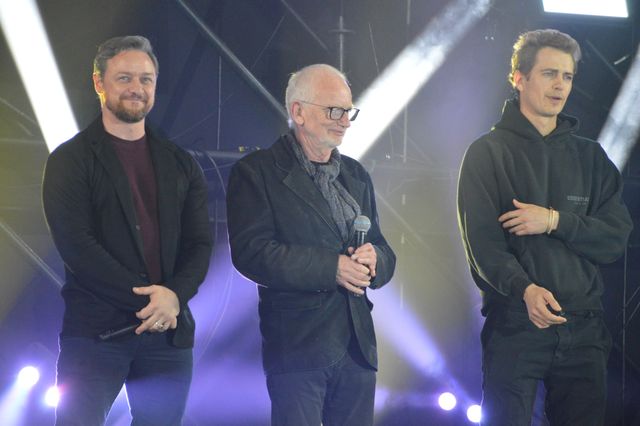 ヘイデン、マカヴォイら豪華すぎる鏡割り！「東京コミコン2022」オープニングセレモニー（26枚目）