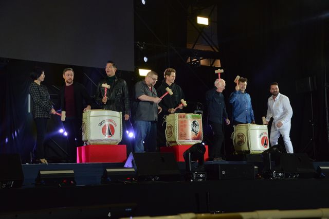 ヘイデン、マカヴォイら豪華すぎる鏡割り！「東京コミコン2022」オープニングセレモニー（43枚目）