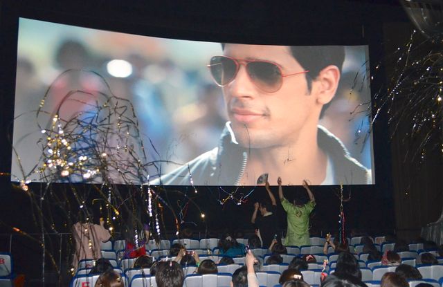 『スチューデント・オブ・ザ・イヤー 狙え!No.1!!』マサラディスコ上映会フォトギャラリー（10枚目）