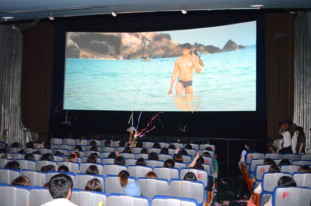 『スチューデント・オブ・ザ・イヤー 狙え!No.1!!』マサラディスコ上映会フォトギャラリー（14枚目）