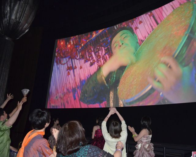 『スチューデント・オブ・ザ・イヤー 狙え!No.1!!』マサラディスコ上映会フォトギャラリー（20枚目）