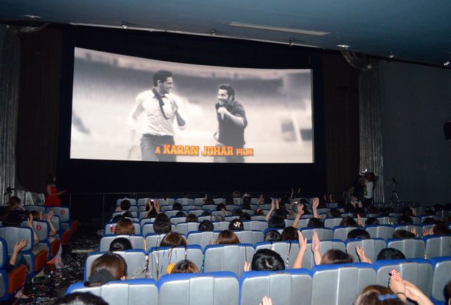 『スチューデント・オブ・ザ・イヤー 狙え!No.1!!』マサラディスコ上映会フォトギャラリー（29枚目）