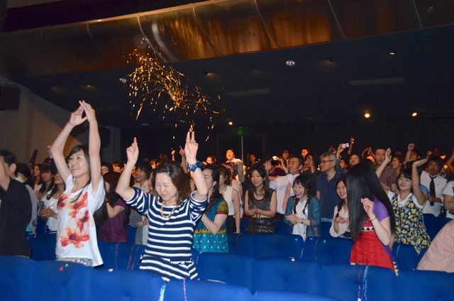 『スチューデント・オブ・ザ・イヤー 狙え!No.1!!』マサラディスコ上映会フォトギャラリー（35枚目）