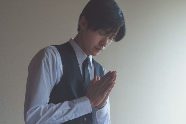 目黒蓮の“納棺の儀”写す『ほどなく、お別れです』場面写真＜3枚＞（3枚目）