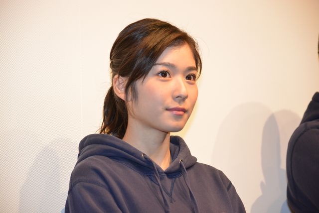 松岡茉優は母親キャラ!? 『サムライフ』初日舞台あいさつ（8枚目）