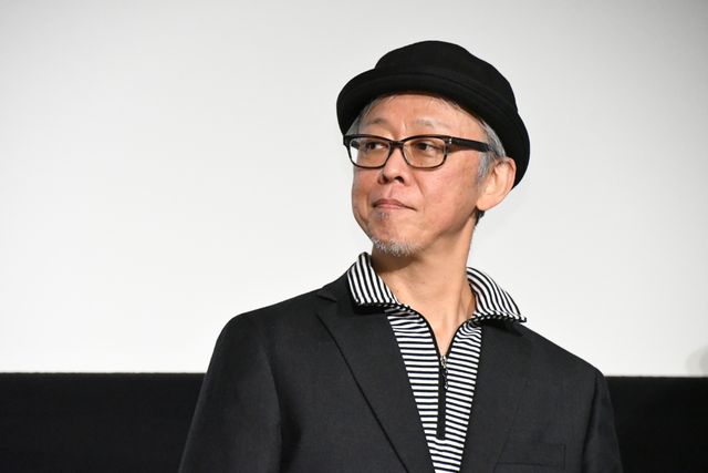 井ノ原快彦、推しキャラをナデナデ…『すみっコぐらし』大ひっと御礼舞台あいさつ（3枚目）