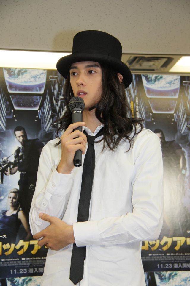 映画『ロックアウト』スポットCM収録写真ギャラリー（6枚目）