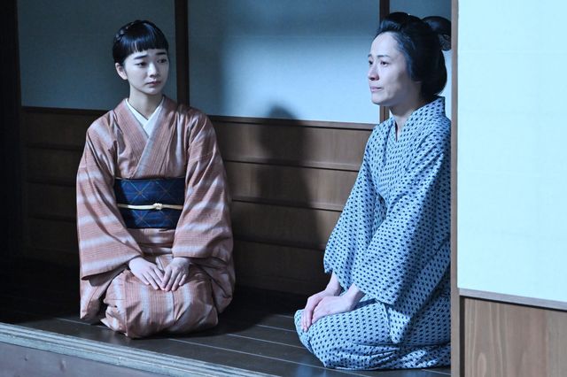【画像8枚】朝ドラ「風、薫る」りん（見上愛）が必死に助けて…第71回場面写真（3枚目）