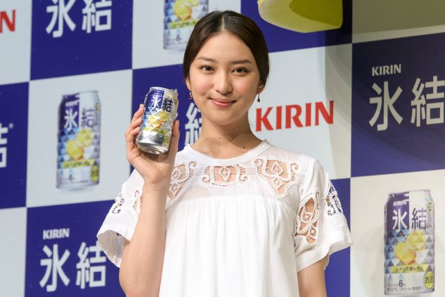 武井咲、理想のキスは？フォトギャラリー（6枚目）