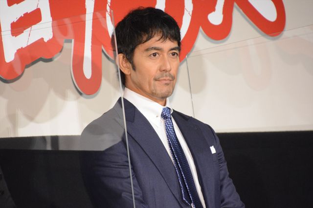 佐藤健「寒くないですか？」とファンを気遣う『護られなかった者たちへ』初日舞台あいさつ（3枚目）