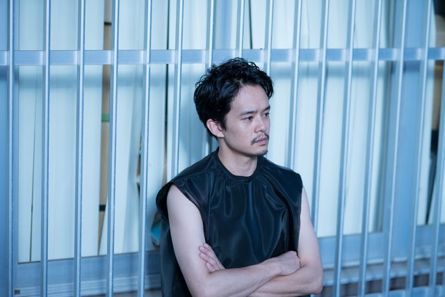 唯一無二の存在感！池松壮亮インタビューカット（3枚目）