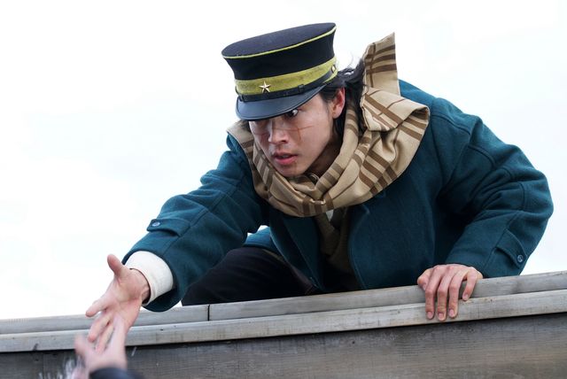 連続ドラマW「ゴールデンカムイ」第2話「ニシン漁と殺人鬼」（16枚）（9枚目）