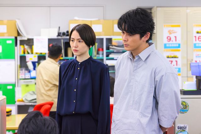 「エルピス－希望、あるいは災い－」第3話の場面写真（4枚目）