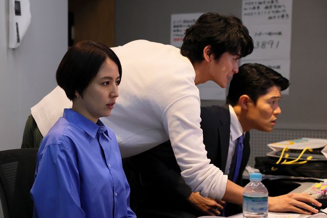 「エルピス－希望、あるいは災い－」第3話の場面写真（9枚目）