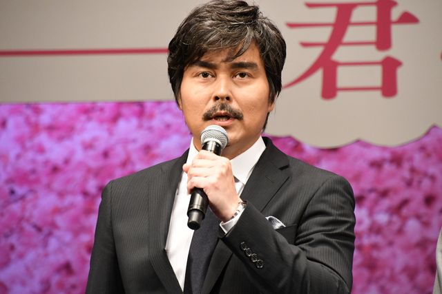 成田凌、岡田健史のスーツ姿がカッコいい！『弥生、三月　－君を愛した30年－』完成披露試写会（23枚目）