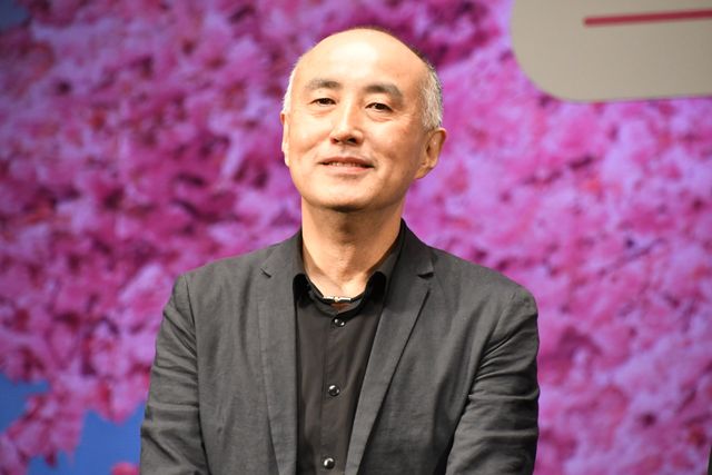 成田凌、岡田健史のスーツ姿がカッコいい！『弥生、三月　－君を愛した30年－』完成披露試写会（24枚目）