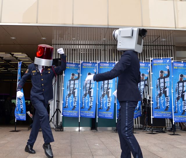 映画泥棒ことカメラ男、少年少女の歌声に心打たれ改心する？！　画像ギャラリー（30枚目）