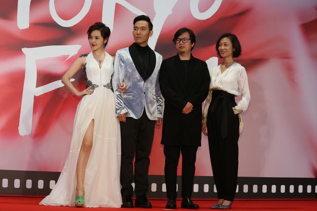 安藤サクラ、蒼井優、満島ひかり、宮崎あおいら女優陣の美しい装いに注目！第30回東京国際映画祭オープニングイベント（50枚目）