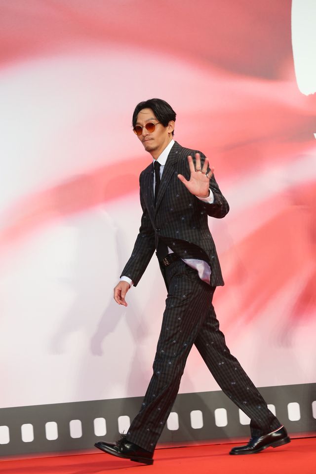 安藤サクラ、蒼井優、満島ひかり、宮崎あおいら女優陣の美しい装いに注目！第30回東京国際映画祭オープニングイベント（54枚目）