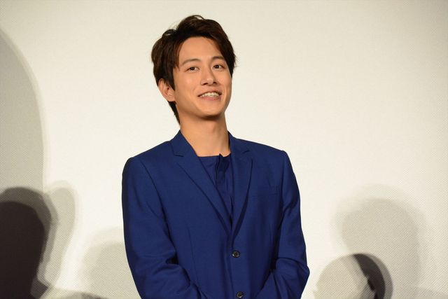 伊藤淳史と山本美月＆溝端淳平が幼なじみ役！映画『ボクは坊さん。』完成披露試写会フォトギャラリー（10枚目）