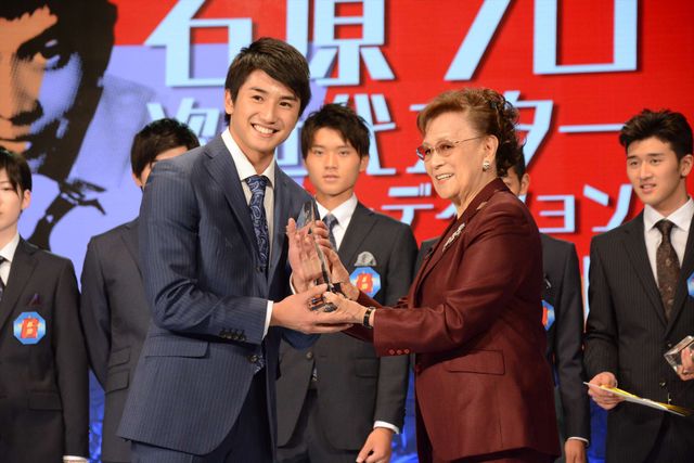 石原プロ16年ぶりオーディション！20歳のイケメンがグランプリ獲得！（11枚目）