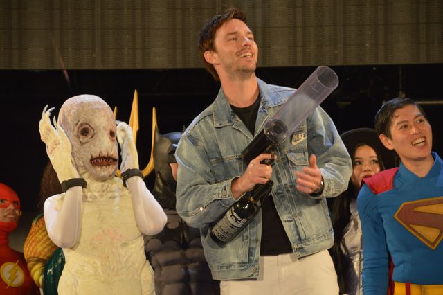 『スーパーマン』ニコラス・ホルト来日で神ファンサ！「東京コミコン2025」We Love DC ギャザリングステージ（20枚目）