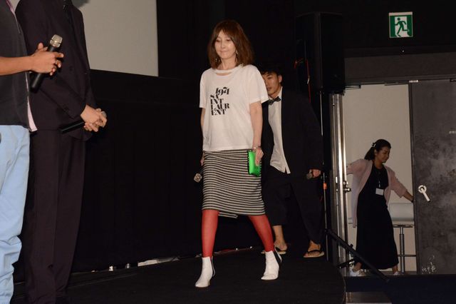 池松壮亮『君が君で君だ』完成披露舞台あいさつ（2枚目）