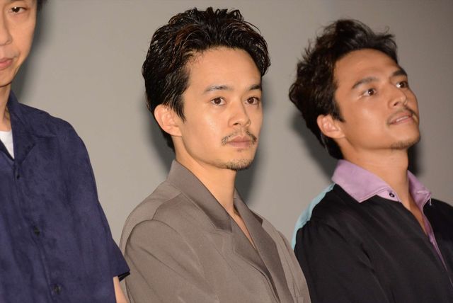 池松壮亮『君が君で君だ』完成披露舞台あいさつ（3枚目）