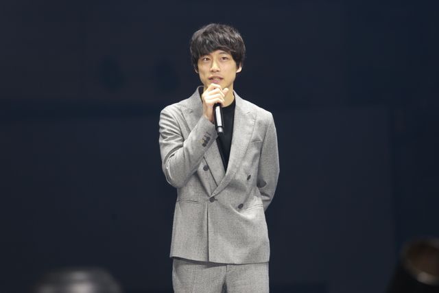 坂口健太郎と吉田鋼太郎のさわやか笑顔！『劇場版ファイナルファンタジーXIV光のお父さん』制作発表会（2枚目）