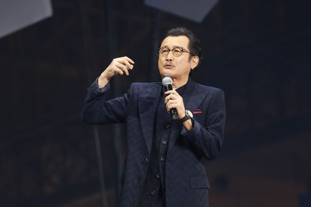 坂口健太郎と吉田鋼太郎のさわやか笑顔！『劇場版ファイナルファンタジーXIV光のお父さん』制作発表会（4枚目）