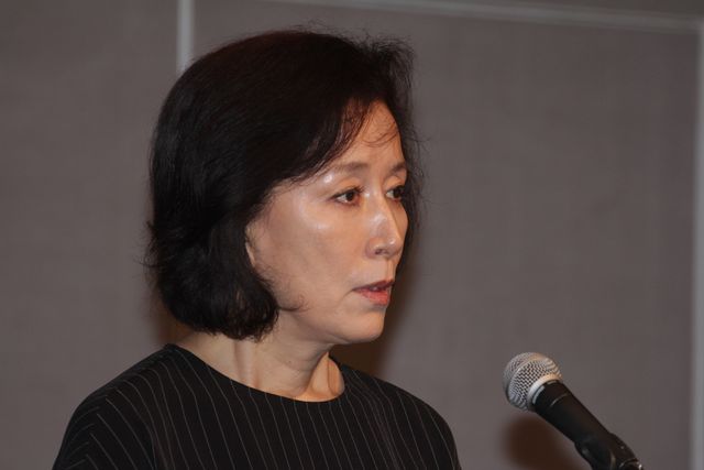 高畑淳子、会見で涙…被害者に謝罪　フォトギャラリー（3枚目）