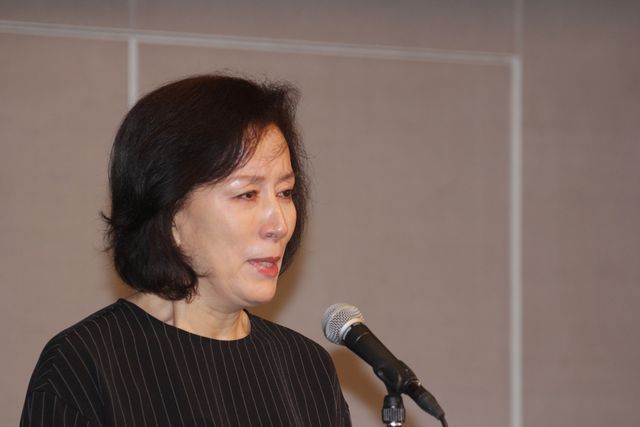 高畑淳子、会見で涙…被害者に謝罪　フォトギャラリー（4枚目）