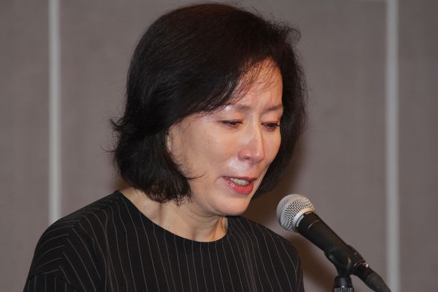 高畑淳子、会見で涙…被害者に謝罪　フォトギャラリー（6枚目）