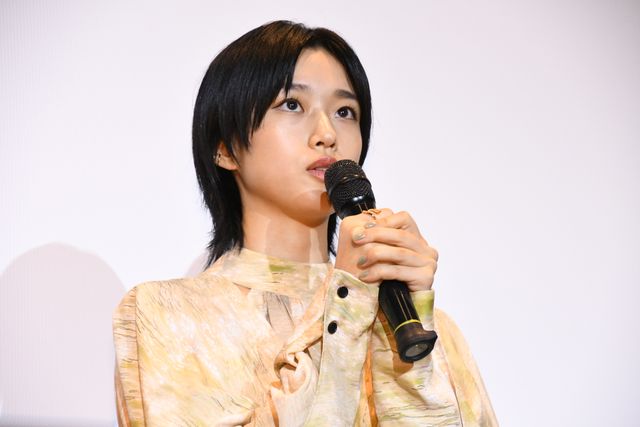 河合優実＆吉田美月喜『ルックバック』舞台あいさつで監督からサプライズ！（6枚目）