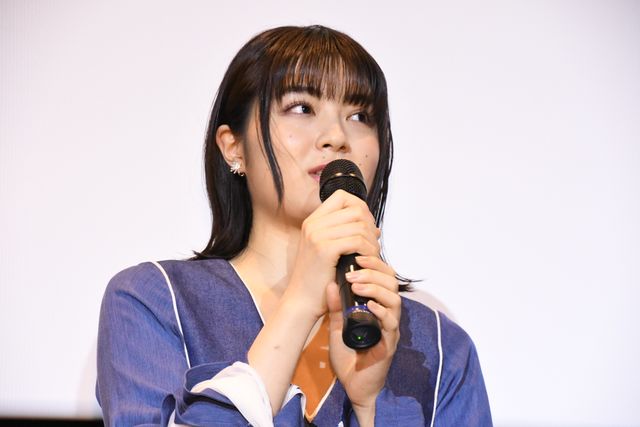 河合優実＆吉田美月喜『ルックバック』舞台あいさつで監督からサプライズ！（14枚目）