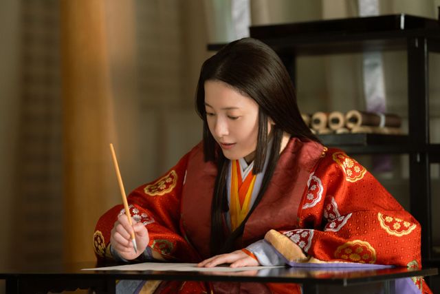 「源氏物語」若紫の巻・名シーン爆誕　「光る君へ」第34回場面写真（5枚目）