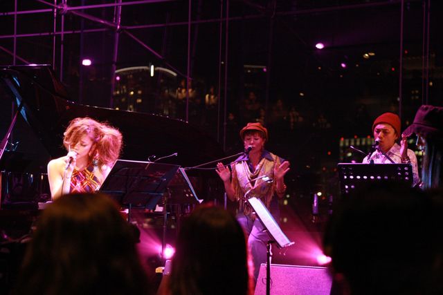 「MTV Unplugged：Chara」ライブ風景（5枚目）