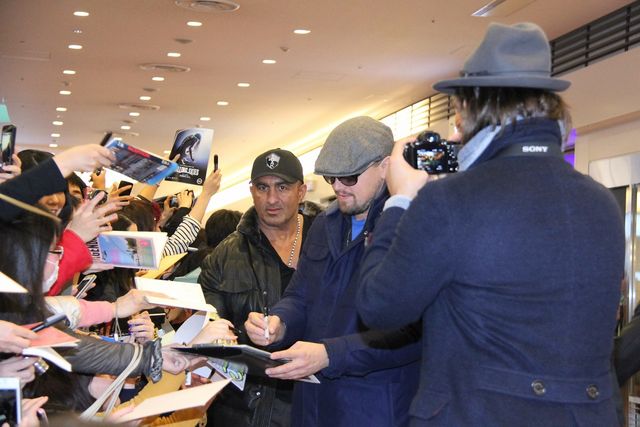 レオナルド・ディカプリオ、羽田空港に到着！フォトギャラリー（9枚目）