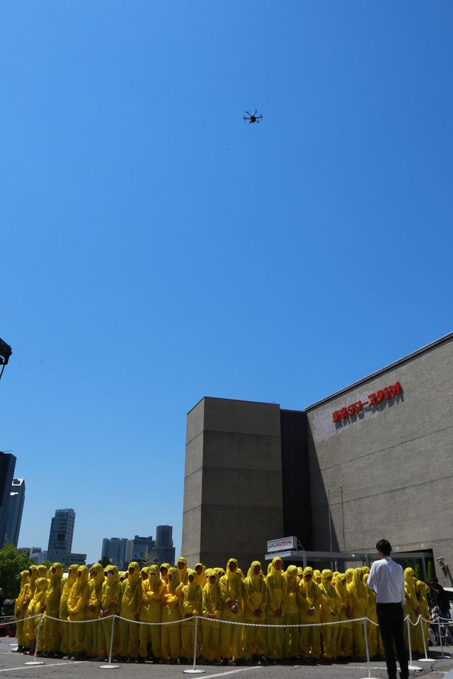 柳沢慎吾＆渡辺直美がギネス記録達成に歓喜！巨大パックマンが東京に出現！（4枚目）