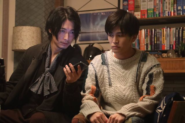 ディーン・フジオカ、ヒゲ姿もカッコイイ！月9ドラマ「シャーロック」第1話場面カット（3枚目）