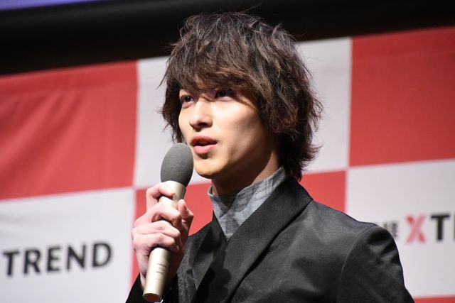 横浜流星「今年の顔」に！キリっと美しい姿で登場（9枚目）