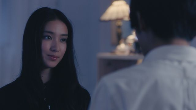 高橋一生＆武井咲共演！ファンタジックな大人のショートドラマ「Laundry Snow」（3枚目）