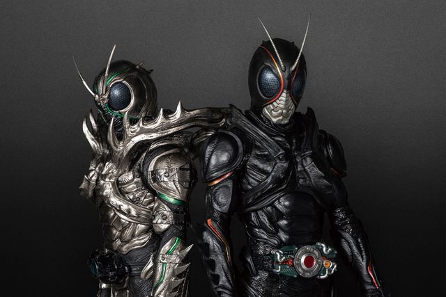 公式ストア S.H.Figuarts SUN』と『仮面ライダーBLACK』を BLACK