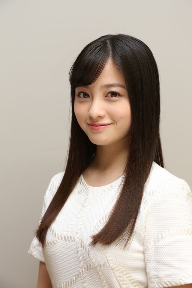 橋本環奈、30センチ髪バッサリ！ビフォーアフター：フォトギャラリー