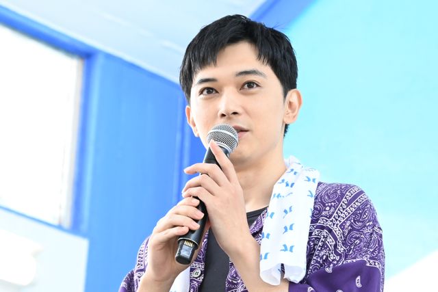 銭湯に登場した吉沢亮