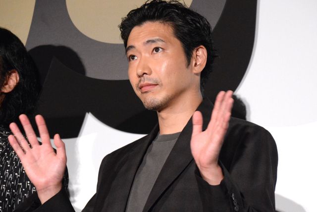 本木雅弘、奇抜衣装で登壇！菅田将暉、吉高由里子らと『黒牢城』初日舞台挨拶（21枚目）