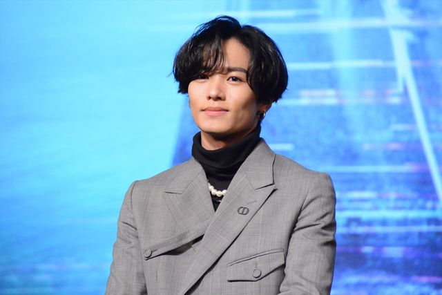 小芝風花＆川村壱馬、大量の貞子に囲まれる!?『貞子DX』完成披露試写会（4枚目）