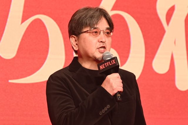 戸田恵梨香、赤ドレスで登場！Netflix「地獄に堕ちるわよ」トークパネルの様子（13枚目）