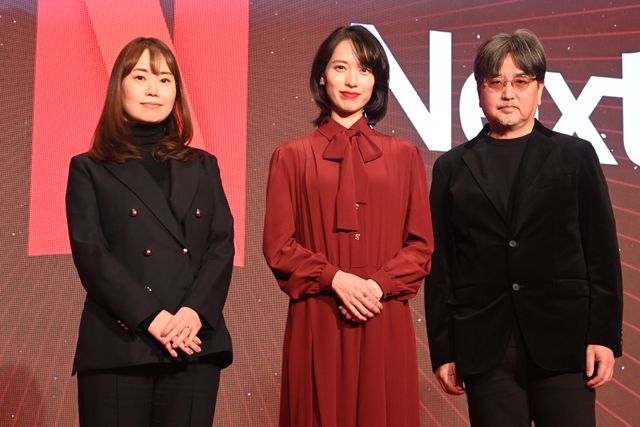 戸田恵梨香、赤ドレスで登場！Netflix「地獄に堕ちるわよ」トークパネルの様子（20枚目）